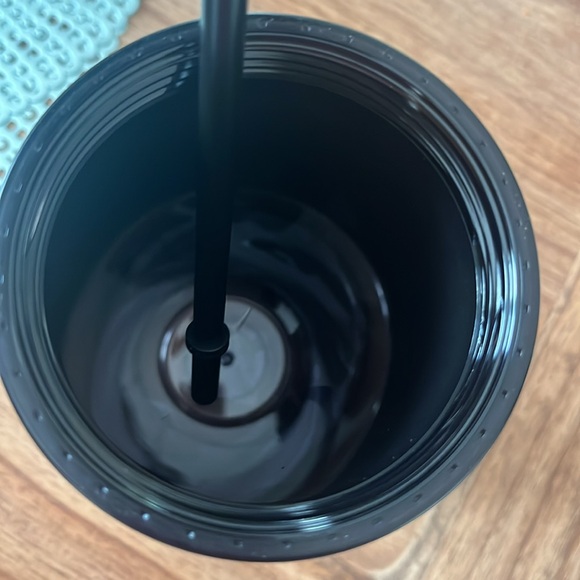 STARBUCKS 24 oz. CHRISTMAS MUG - Picture 3 of 3